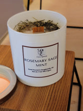 Load image into Gallery viewer, Wooden Wick Scented Candles
